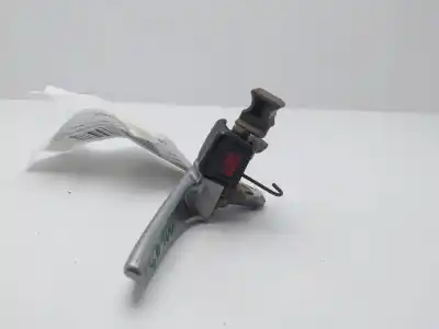 Second-hand car spare part interior left front handle for mazda 3 berlina (bk) 1.6 vvt active oem iam references d35059330e02  