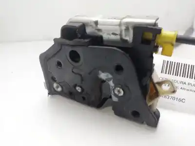 Автозапчастина б/у замок передній праві двері для audi a1 (8x) attraction посилання на oem iam 8j1837016c  