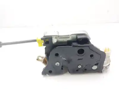 Автозапчастина б/у замок передніх дверей лівий для audi a1 (8x) attraction посилання на oem iam 8j1837015c  