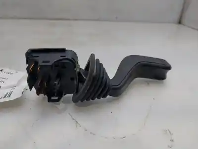 Peça sobressalente para automóvel em segunda mão comutador de limpa vidros por opel vectra a gl 75 cv / 55 kw referências oem iam 90213327