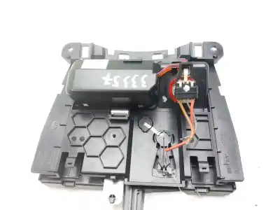 Автозапчасти б/у пепельница за audi a4 b8 (8k2) 2.0 tdi ссылки oem iam 8k0857951   Автозапчасти б/у пепельница за audi a4 b8 (8k2) 2.0 tdi ссылки oem iam 8k0857951