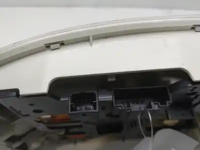 Автозапчасти б/у внутренний свет за audi a4 b8 (8k2) 2.0 tdi ссылки oem iam 8t0947135a  