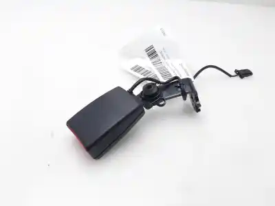 Автозапчасти б/у крюк для ремня задний правый за audi a1 (8x) attraction ссылки oem iam 8x0857739c  