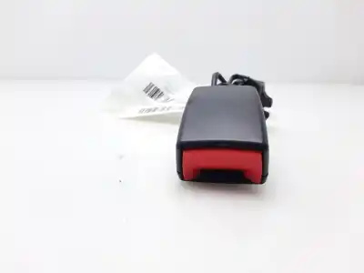 Автозапчасти б/у крюк для ремня задний правый за audi a1 (8x) attraction ссылки oem iam 8x0857739c  