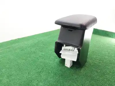Pezzo di ricambio per auto di seconda mano bracciolo centrale per mitsubishi asx intro edition 2wd 150 cv / 110 kw riferimenti oem iam 8011a996zz  