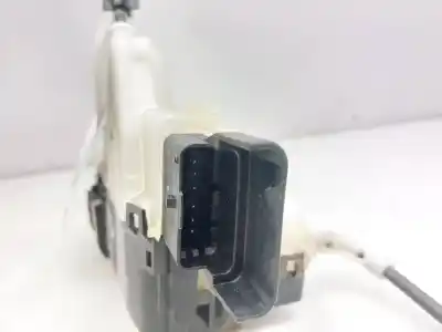 Peça sobressalente para automóvel em segunda mão fechadura da porta dianteira esquerda por peugeot 5008 active referências oem iam 9810423580