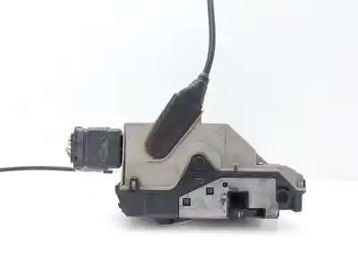 Peça sobressalente para automóvel em segunda mão fechadura da porta traseira direita por peugeot 208 allure referências oem iam 9812501380