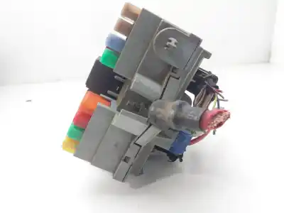 Pezzo di ricambio per auto di seconda mano scatola relè/fusibili per lancia ypsilon (101) 1.3 16v multijet argento riferimenti oem iam 51724721  