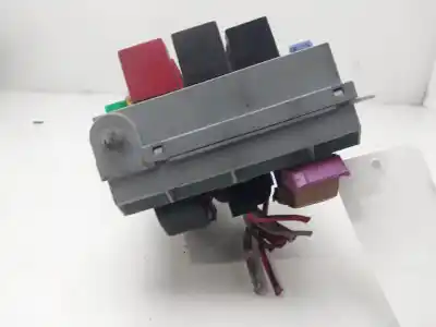 Pezzo di ricambio per auto di seconda mano scatola relè/fusibili per lancia ypsilon (101) 1.3 16v multijet argento riferimenti oem iam 51724721  