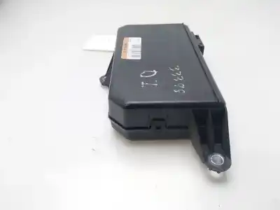 Автозапчастина б/у щит закр для lancia ypsilon (101) 1.3 16v multijet argento посилання на oem iam 51718082  