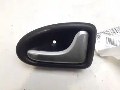 Peça sobressalente para automóvel em segunda mão puxador interior dianteiro direito por renault clio ii fase ii (b/cb0) authentique referências oem iam 7700423888