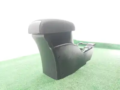 Автозапчасти б/у центральный подлокотник за mitsubishi asx (ga0w) kaiteki 4wd ссылки oem iam 8011a083 Автозапчасти б/у центральный подлокотник за mitsubishi asx (ga0w) kaiteki 4wd ссылки oem iam 8011a083