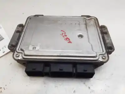 Recambio de automóvil de segunda mano de centralita motor uce para suzuki grand vitara jb (jt) 1.9 ddis turbodiesel referencias oem iam 8200518648  