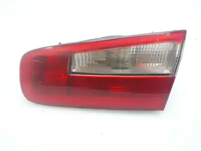 Pezzo di ricambio per auto di seconda mano luce di coda interna sinistra per renault laguna ii (bg0) authentique 101 cv / 74 kw riferimenti oem iam 8200002476