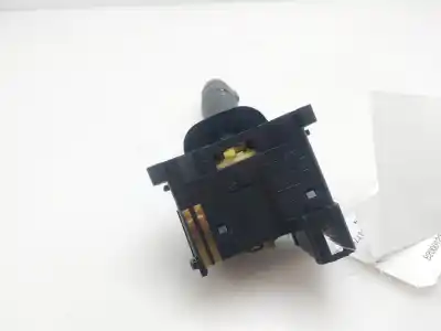 Pezzo di ricambio per auto di seconda mano controllo della luce per renault laguna ii (bg0) authentique 101 cv / 74 kw riferimenti oem iam 8200012245