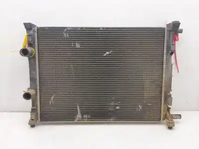 Pièce détachée automobile d'occasion radiateur d'eau pour renault scenic iii dynamique références oem iam 8200357536