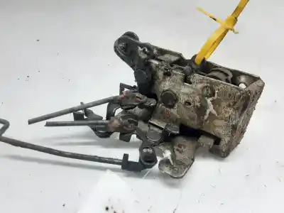 Second-hand car spare part front right door lock for jeep cherokee (xj) 2.5 turbodiesel oem iam references 55000766