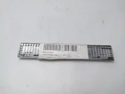 Second-hand car spare part front badge for ford ranger (er) * oem iam references 4007542  