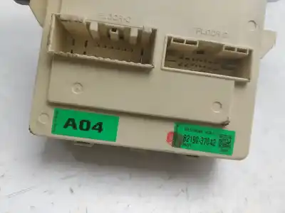 Second-hand car spare part fuse box unit for ssangyong korando amber 4x2 136 cv / 100 kw oem iam references 8219037042