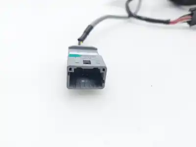 Second-hand car spare part right rearview mirror for dacia duster ii prestige oem iam references 963017882r  