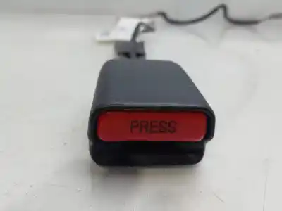 Gebrauchtes Autoersatzteil gürtelhaken vorn links zum toyota verso active oem-iam-referenzen 732300f040b0