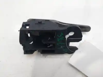 Second-hand car spare part interior left front handle for toyota verso active oem iam references 62318a1  