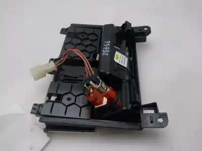Автозапчастина б/у попільничка для audi q7 (4l) 3.0 tdi посилання на oem iam 4l0857951  