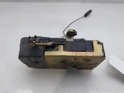 Peça sobressalente para automóvel em segunda mão fechadura da porta dianteira direita por citroen berlingo 1.9 d multispace referências oem iam 9136j4