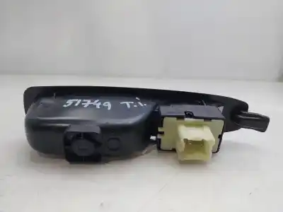 Second-hand car spare part rear left power window switch for renault captur zen 150 cv / 110 kw oem iam references 829614619r  