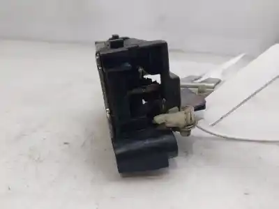 Автозапчасти б/у замок багажника/ворот за toyota hilux (kun) single cab 120 cv / 88 kw ссылки oem iam 657800k010  