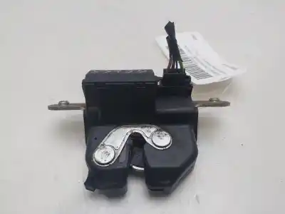 Tweedehands auto-onderdeel KOFFERBAK / POORTSLUITING voor OPEL CORSA D  OEM IAM-referenties 39021416  