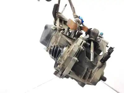 Second-hand car spare part gearbox for dacia logan laureate oem iam references jh3052  5 velocidades