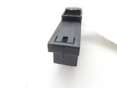 Pièce détachée automobile d'occasion COMMANDE DE LÈVE VITRE AVANT GAUCHE pour BMW SERIE 3 BERLINA (E46)  Références OEM IAM 61318381511  