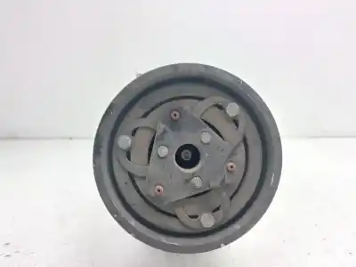 Peça sobressalente para automóvel em segunda mão compressor de ar condicionado a/a a/c por nissan note (e12) 1.5 dci referências oem iam 926003vc6b  