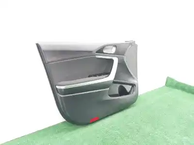 Peça sobressalente para automóvel em segunda mão forra / revestimento da porta dianteira esquerda por kia xceed drive referências oem iam 82332j7010  
