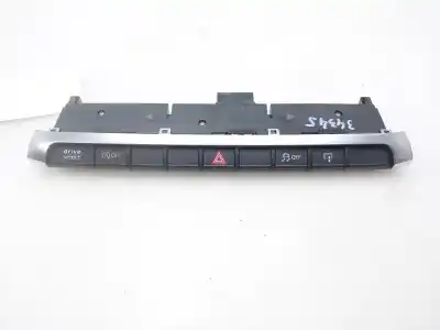 Peça sobressalente para automóvel em segunda mão interruptor 4 piscas - emergência por audi a3 sportback (8va) ambition 125 cv / 92 kw referências oem iam 8v0925301d