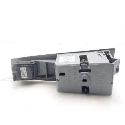 Second-hand car spare part rear left power window switch for bmw serie 7 (e65/e66) 730d oem iam references 8379597  