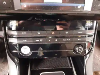 Peça sobressalente para automóvel em segunda mão comando de sofagem (chauffage / ar condicionado) por jaguar xe prestige referências oem iam gx7318c858lf