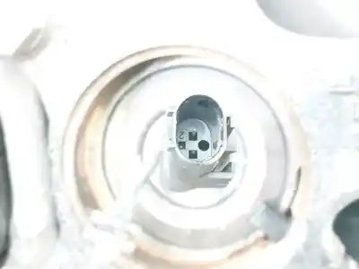 Pièce détachée automobile d'occasion moyeu de roue avant gauche pour opel corsa d expression références oem iam 95524780  