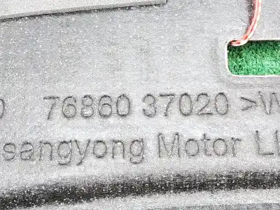 Second-hand car spare part carpet for ssangyong korando amber 4x2 136 cv / 100 kw oem iam references 7686037020  
