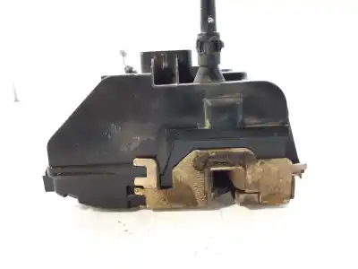 Second-hand car spare part LEFT FRONT DOOR LOCK for RENAULT MEGANE II BERLINA 5P  OEM IAM references 8200027776  