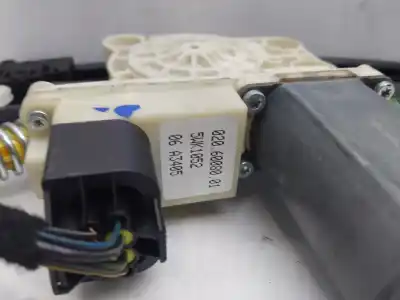 Second-hand car spare part passenger side right window regulator for bmw serie 7 (e65/e66) 730d oem iam references 7138862e  