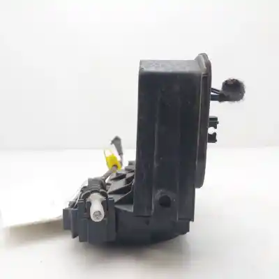 Second-hand car spare part front right door lock for bmw x3 (e83) 2.0d oem iam references 51217202146  
