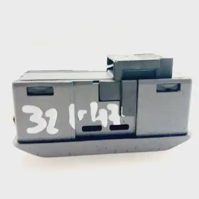 Second-hand car spare part multifunction switch for bmw serie 7 (e65/e66) 730d oem iam references 6942068  