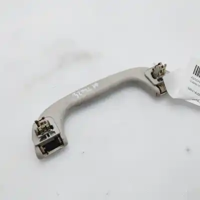 Second-hand car spare part left front handle for subaru xv active oem iam references 92041aj000me  