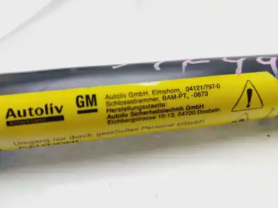 Peça sobressalente para automóvel em segunda mão CHICOTE / ENCAIXE CINTO SEGURANÇA DIANTEIRO ESQUERDO por OPEL ZAFIRA B  Referências OEM IAM 13127268  