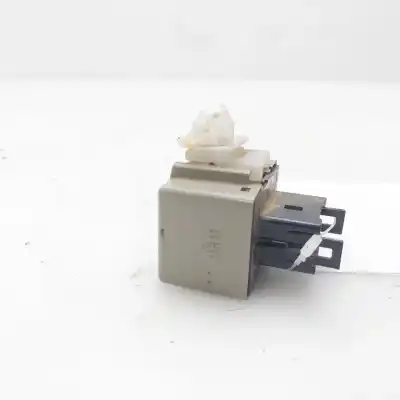 Pezzo di ricambio per auto di seconda mano relè per subaru xv active riferimenti oem iam 86111aj001  