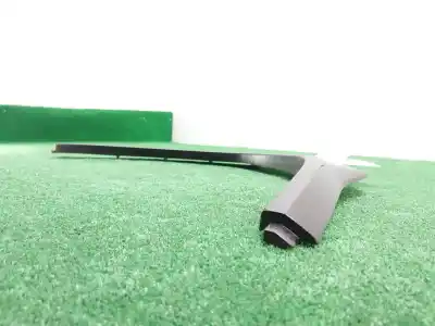 Second-hand car spare part left front winglet for subaru xv active oem iam references 91112fj110