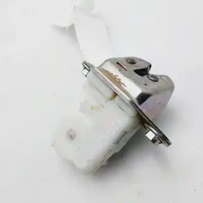 Second-hand car spare part trunk lock for subaru xv active oem iam references 63032fg100