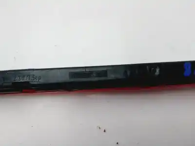 Peça sobressalente para automóvel em segunda mão farolim de travão central por audi a6 berlina (4b2) 2.5 v6 24v tdi cat (aym) referências oem iam 4b0945097